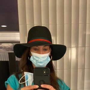 Meet your Posher, Shelly!